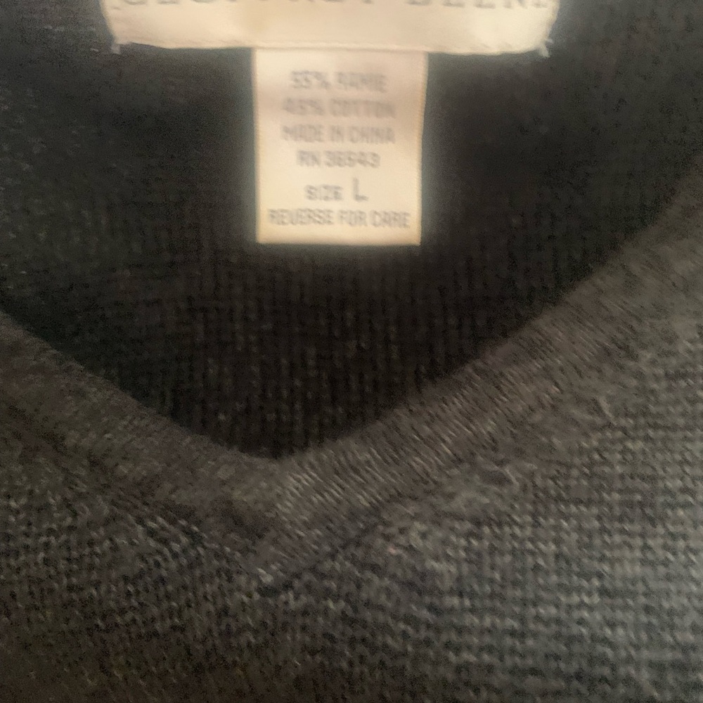 Mens Dark Gray sweater! Classic very gently worn - Picture 2 of 3